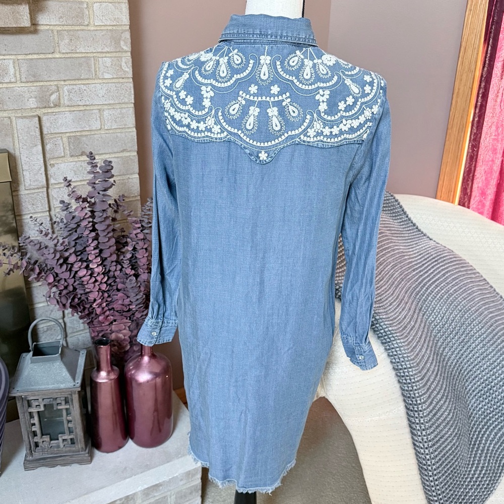 REBA Denim Shirt Dress Western Style Floral Embroidery - Medium Wash - Picture 6 of 10
